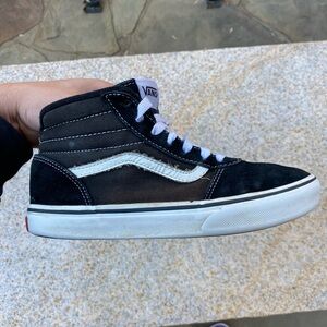 Vans Size US YOUTH 4 Sk8-Hi Black Skater High Top Classic Canvas Shoes Used